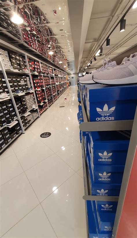 adidas factory outlet atterbury.